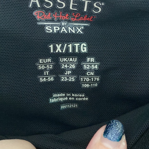 SPANX LEGGINGS WITH SILK STRIPE DETAIL - Picture 3 of 5